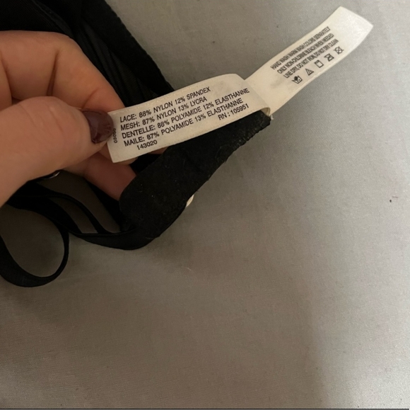 Natori Black Lace Cami Bra - Picture 6 of 6